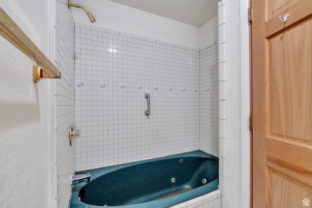 bathroom featuring a combined bath / shower with jetted tub