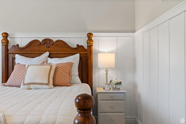 512 Glendon Way, Pleasant Grove, UT 84062 - bedroom featuring a decorative wall