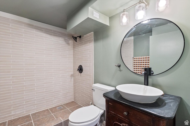 944 N 1400 W, Salt Lake City, UT 84116 - full bathroom with tiled shower, toilet, and vanity
