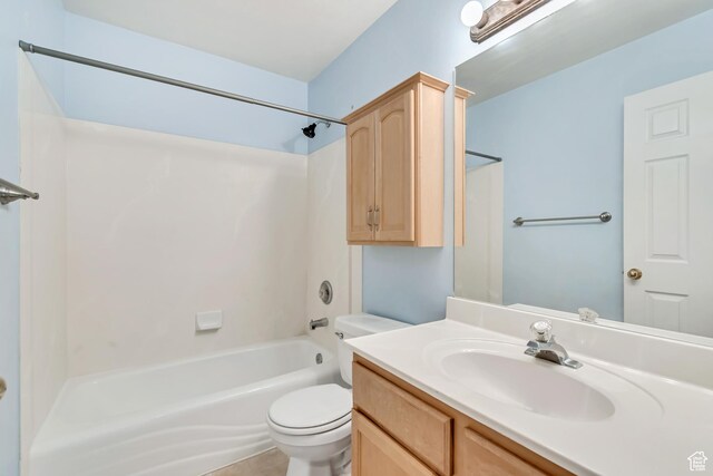 768 E 1740 S Unit 768, Orem, UT 84097 - full bath featuring vanity, toilet, and bathtub / shower combination