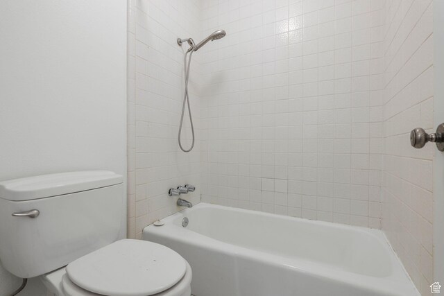 4878 S Highland Cir Unit 6, Salt Lake City, UT 84117 - bathroom with toilet and shower / bathtub combination
