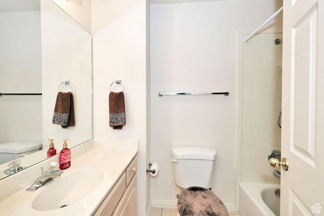 full bath featuring toilet, vanity, tile patterned flooring, shower / bathtub combination, and baseboards