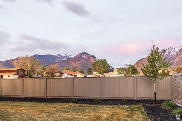 9969 S Altamont Dr E, Sandy, UT 84092 - view of yard with a mountain view