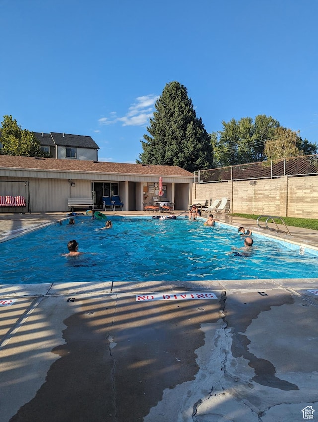 1950 S 200 W Unit B12, Bountiful, UT 84010 - community pool featuring a patio area