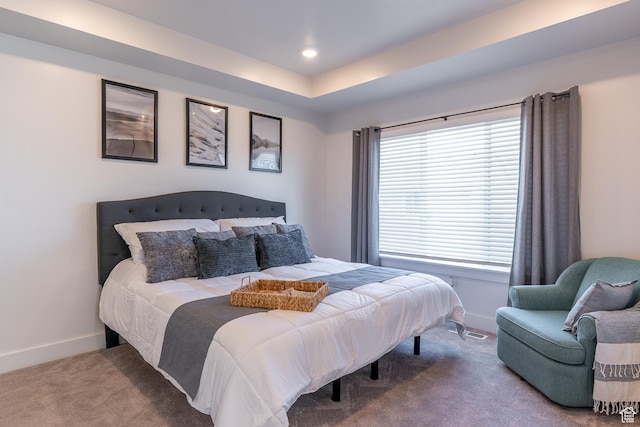bedroom featuring carpet flooring, baseboards, and recessed lighting