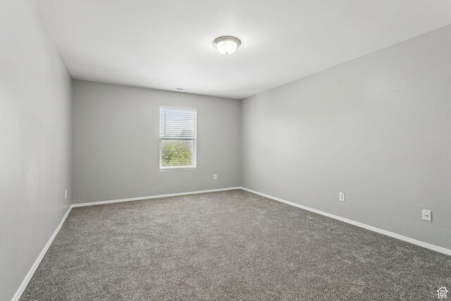8392 S Oak Vista Dr, West Jordan, UT 84081 - empty room with carpet and baseboards