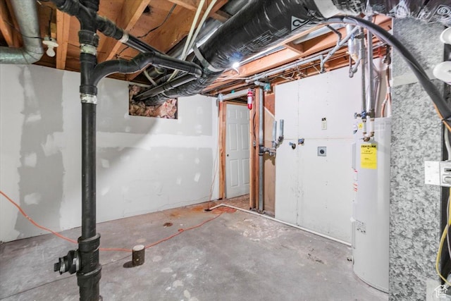 377 N 300 E, Nephi, UT 84648 - unfinished below grade area with water heater