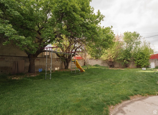 view of yard featuring a playground
