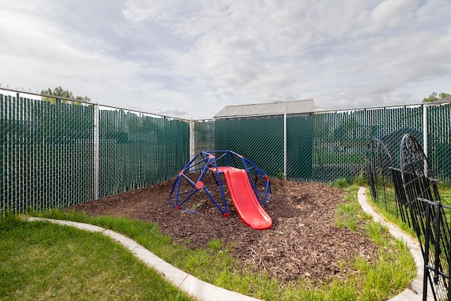 730 S 500 E, Roosevelt, UT 84066 - community jungle gym with fence
