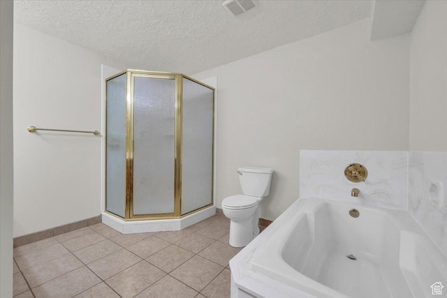 1659 S Cobblestone Ln, St George, UT 84790 - full bathroom with a textured ceiling, toilet, a stall shower, a bath, and baseboards