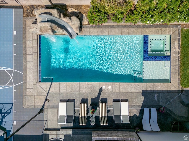 684 S 990 W, Hurricane, UT 84737 - bird's eye view of a pool