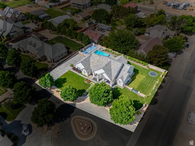 684 S 990 W, Hurricane, UT 84737 - aerial view of a pool area