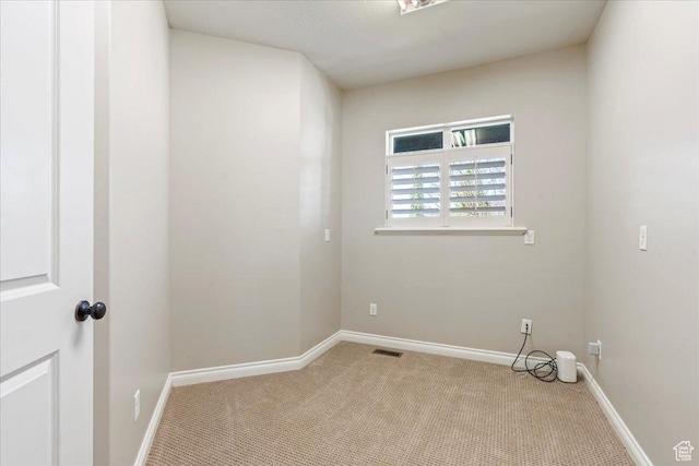 916 Country Ln, Farmington, UT 84025 - spare room with carpet and baseboards
