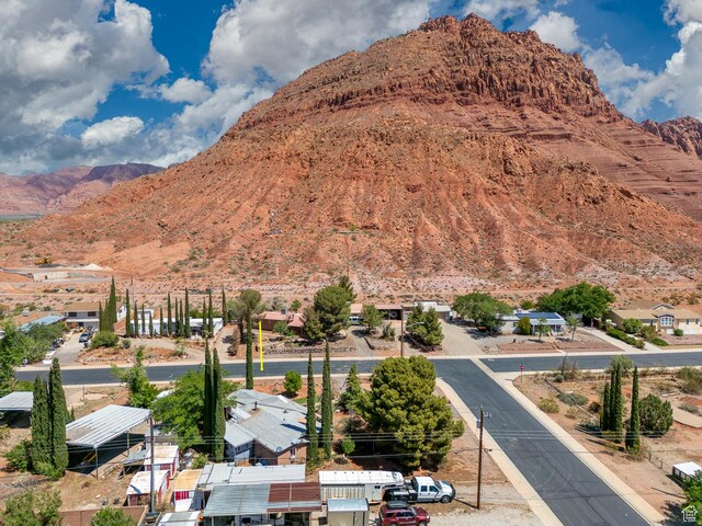 345 N Main St, Ivins, UT 84738 - view of mountain background
