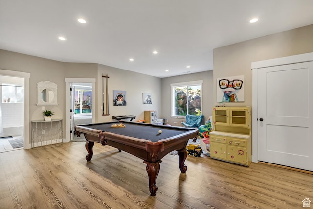 playroom featuring light wood-style floors, billiards, and recessed lighting
