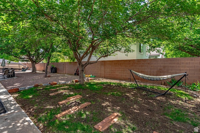 view of fenced backyard