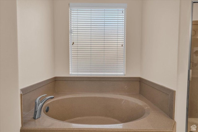 1668 W Lakota Dr, St George, UT 84770 - bathroom featuring a bath