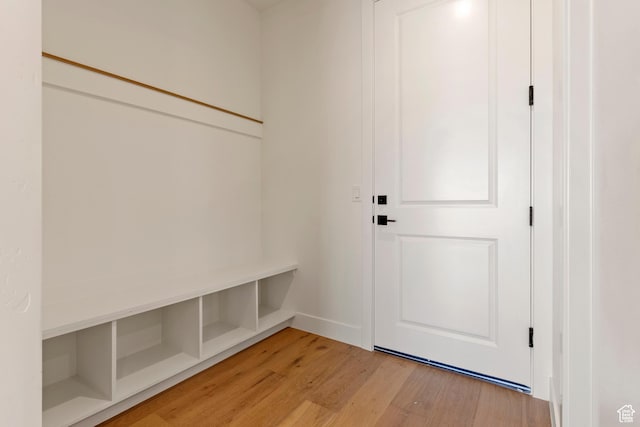 4845 W 2020 S, Hurricane, UT 84737 - mudroom featuring light wood finished floors