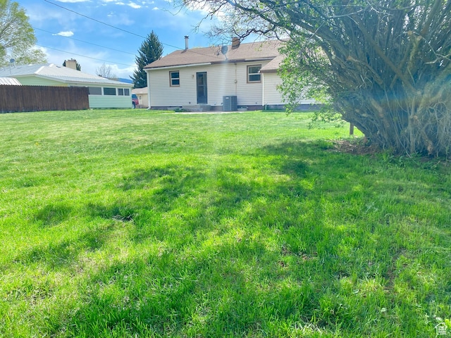 271 S Court St W, Soda Springs, ID 83276 - rear view of property featuring central air condition unit