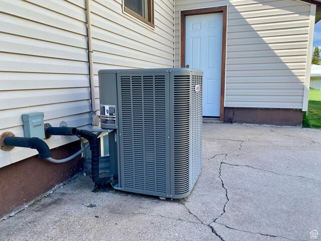 271 S Court St W, Soda Springs, ID 83276 - exterior view of central AC