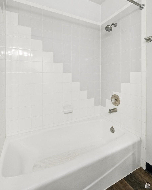 710 W 1350 S, Cedar City, UT 84720 - full bath with wood finished floors and shower / tub combination