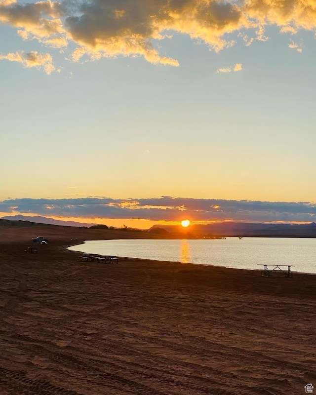3335 W 2570 S, Hurricane, UT 84737 - water view