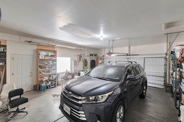1186 E 470 S, Payson, UT 84651 - garage with a garage door opener