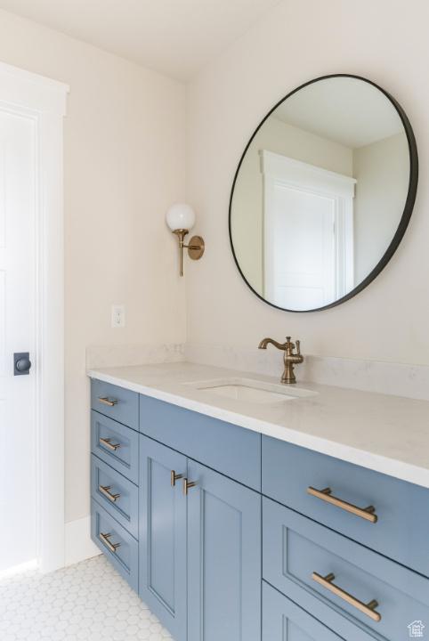 9856 N Sorrel Dr, Eagle Mountain, UT 84005 - bathroom with vanity