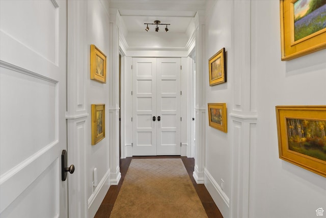 6071 W 1800 S, Mendon, UT 84325 - hall featuring a decorative wall