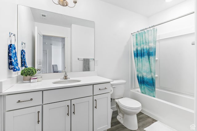 895 S Brubaker Way, Santaquin, UT 84655 - bathroom featuring toilet, wood finished floors, vanity, and shower / bath combo