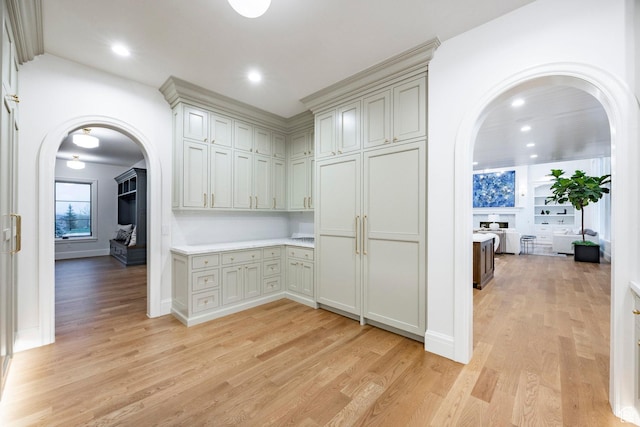 618 S Fox Den Rd Unit 2, Midway, UT 84049 - hall featuring arched walkways, light wood-style floors, and recessed lighting