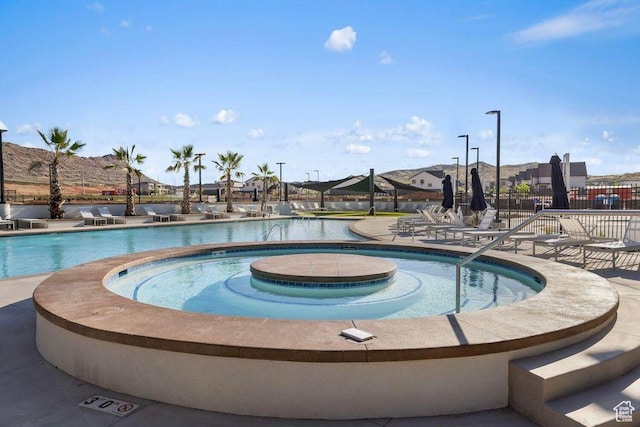 1448 S Staircase Way Unit 4099, Washington, UT 84780 - community pool with fence