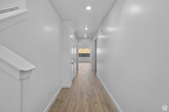 1448 S Staircase Way Unit 4099, Washington, UT 84780 - hall with light wood-type flooring, recessed lighting, and baseboards