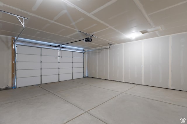 3786 S 4250 W Unit 427, West Haven, UT 84401 - garage featuring a garage door opener