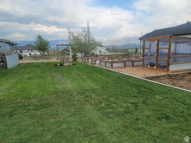 view of yard with a garden