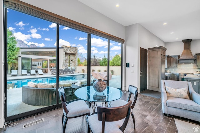 1203 Canyon Springs Rd, Springdale, UT 84767 - dining area featuring plenty of natural light, wood finish floors, and recessed lighting