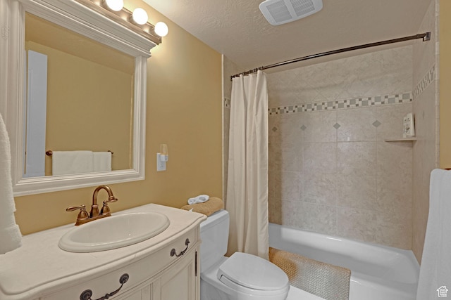 395 S 200 E, Willard, UT 84340 - bathroom featuring toilet, vanity, and shower / bath combo