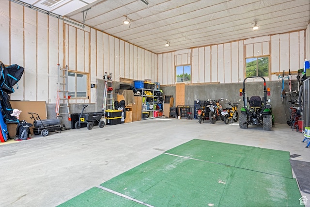 866 N Yarrow Cir Unit 38/39, Garden City, UT 84028 - view of garage