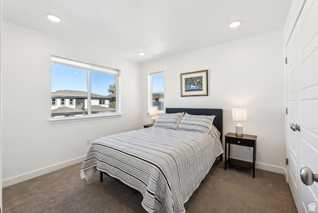 bedroom featuring carpet flooring, baseboards, and recessed lighting