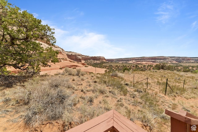 1 Pioneer Dr, La Sal, UT 84530 - mountain view