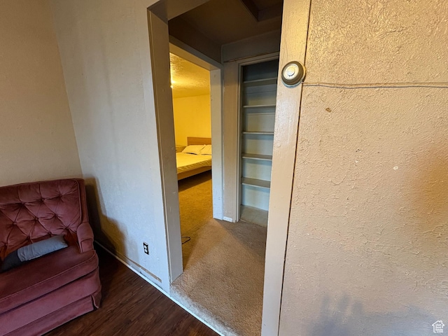 297 E 470 S, Salina, UT 84654 - living area featuring wood finished floors and a textured wall