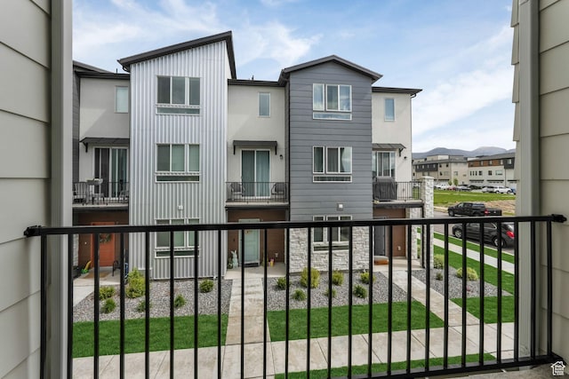958 W 420 S, American Fork, UT 84003 - rear view of house featuring a balcony and a residential view