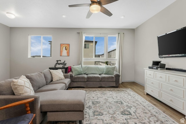 958 W 420 S, American Fork, UT 84003 - living room featuring a ceiling fan, light wood-style floors, recessed lighting, and baseboards