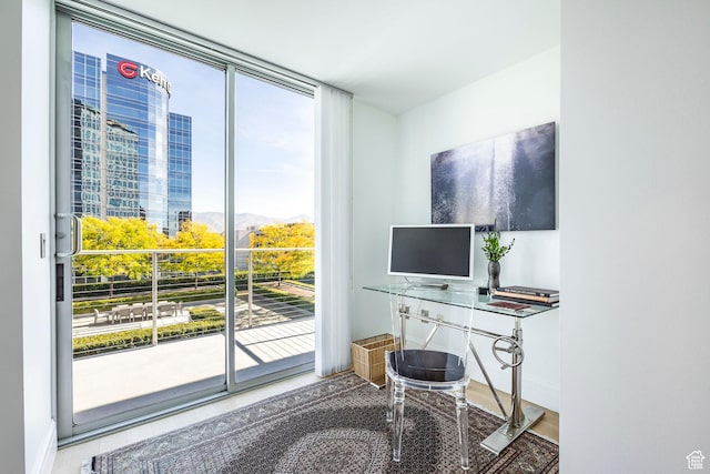 268 S State St E Unit 417, Salt Lake City, UT 84111 - office with plenty of natural light and baseboards