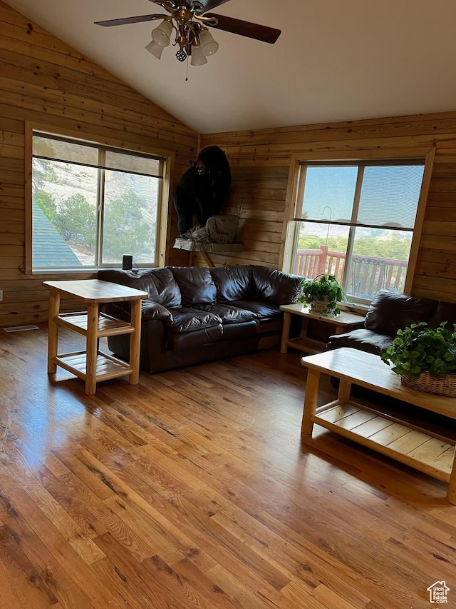 897 E Cocks Comb Dr, Teasdale, UT 84773 - photo 29