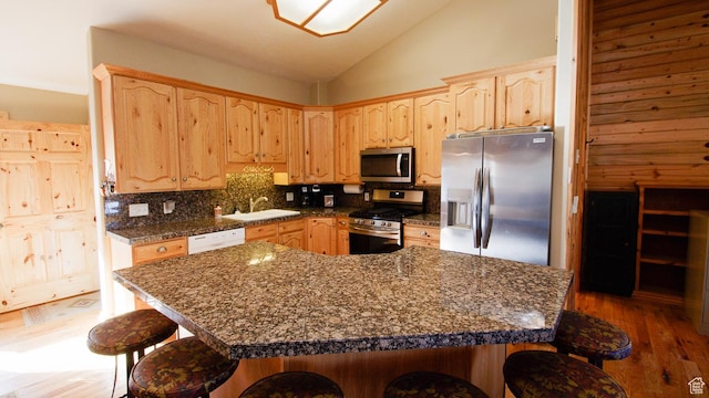 897 E Cocks Comb Dr, Teasdale, UT 84773 - photo 23