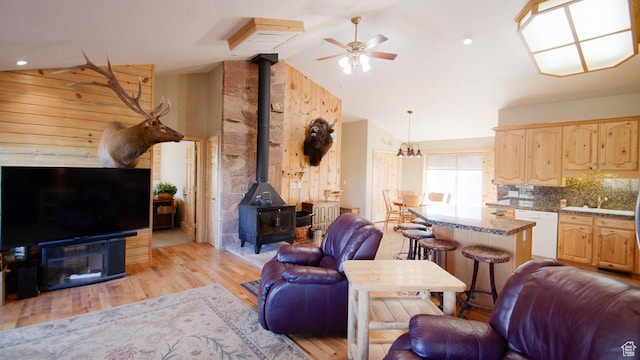 897 E Cocks Comb Dr, Teasdale, UT 84773 - photo 16