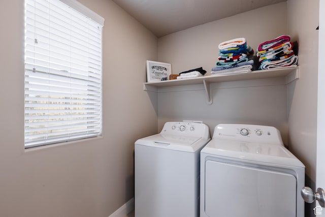 273 N Puerta Dr W, Washington, UT 84780 - laundry area featuring independent washer and dryer
