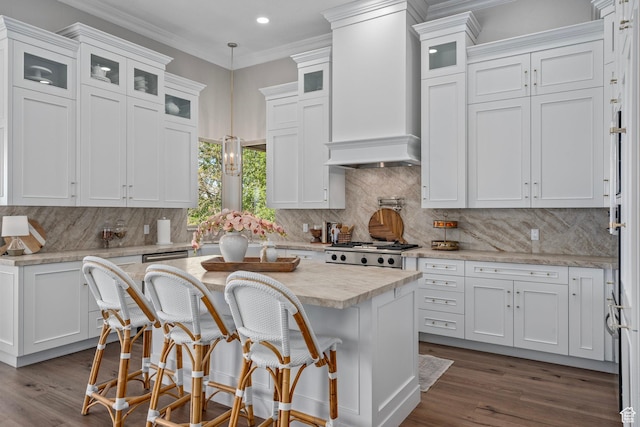 8 Snow Forest Cv, Sandy, UT 84092 - kitchen featuring white cabinets, dark wood-type flooring, backsplash, custom range hood, and recessed lighting