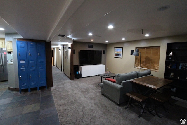 463 E 200 N, Mapleton, UT 84664 - living room featuring recessed lighting